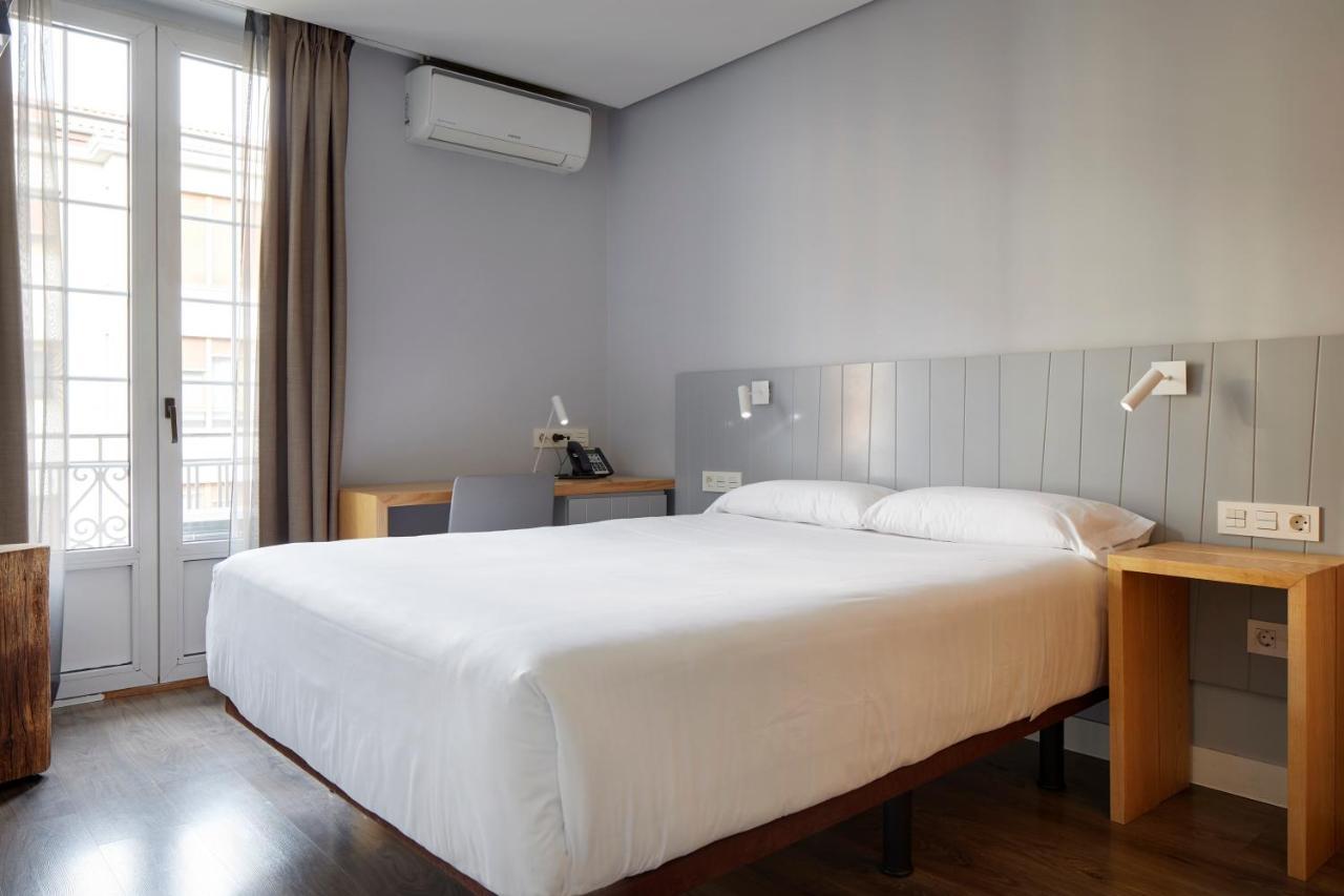 Hotel Avenida بنبلونة المظهر الخارجي الصورة